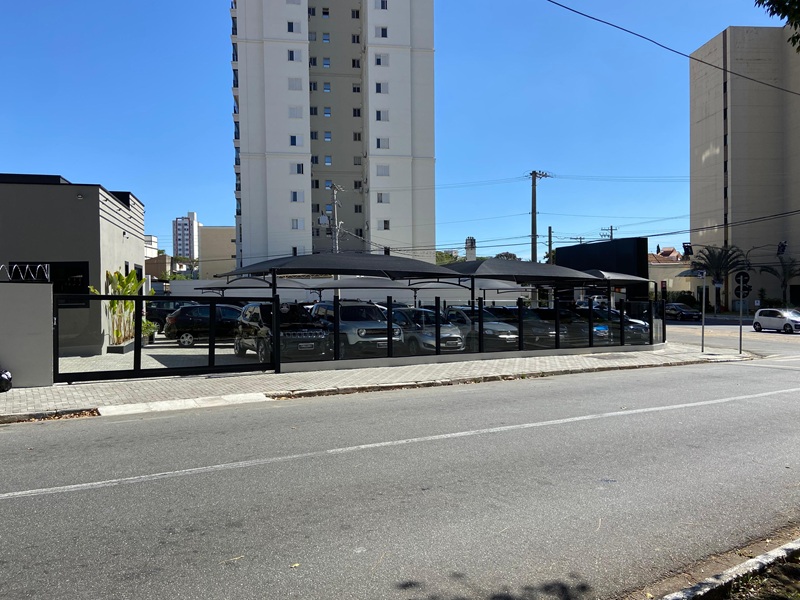Fachada da loja Fernanda Automóveis